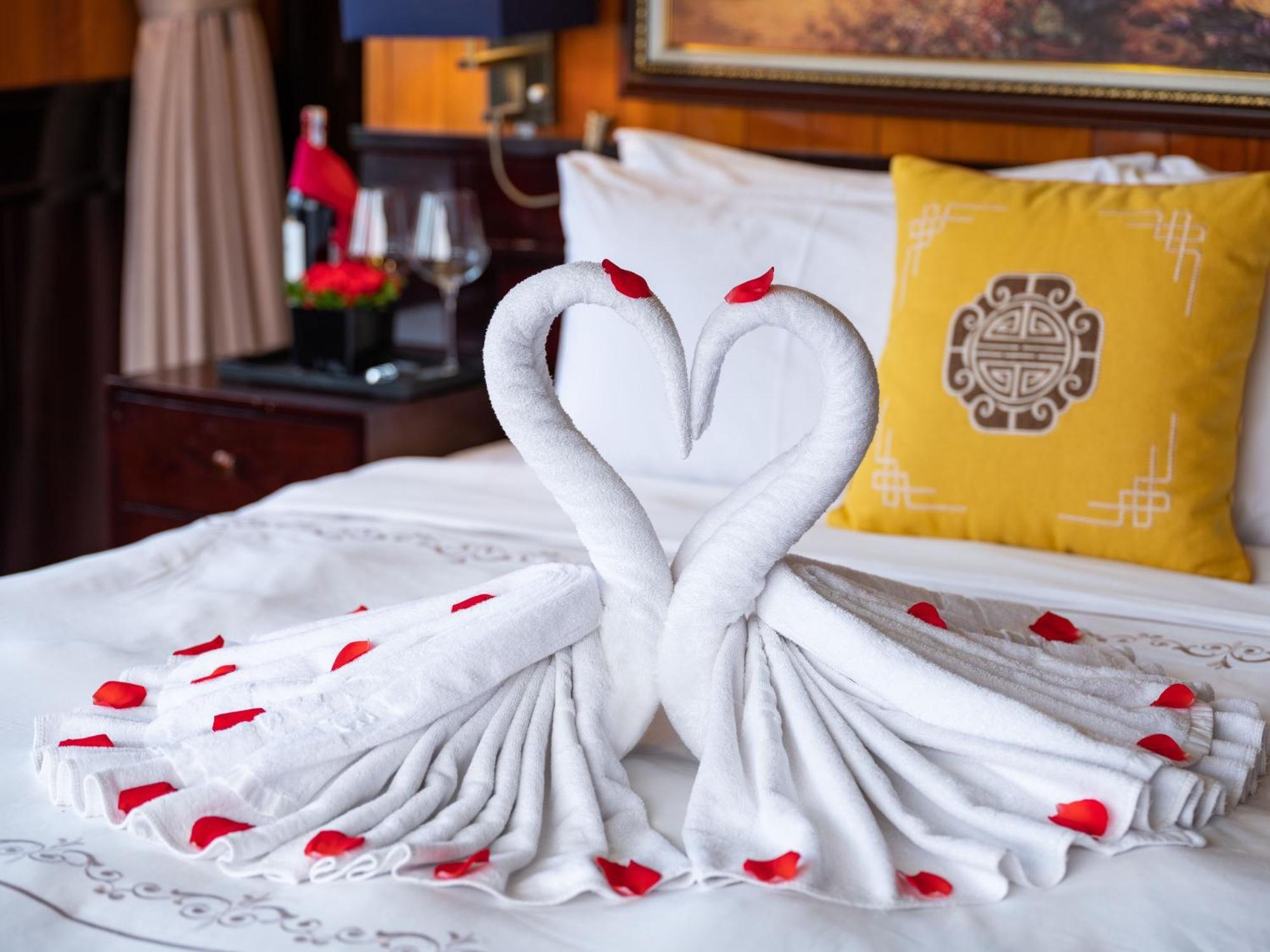 Hera Boutique Cruise Ha Long Bay Luaran gambar